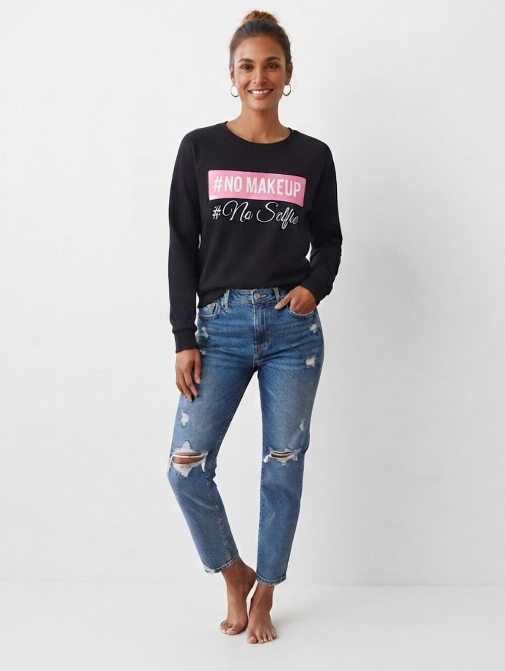 🌟 No Selfie Makeup Graphic Fun Longsleeve Black Sweatshirt Size Large